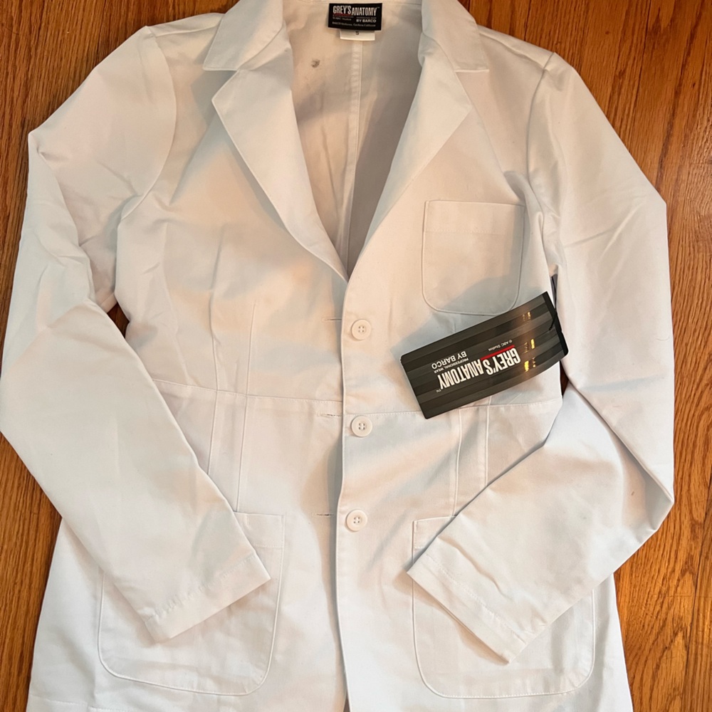 Greys Anatomy 28” pocket scrubs jacket